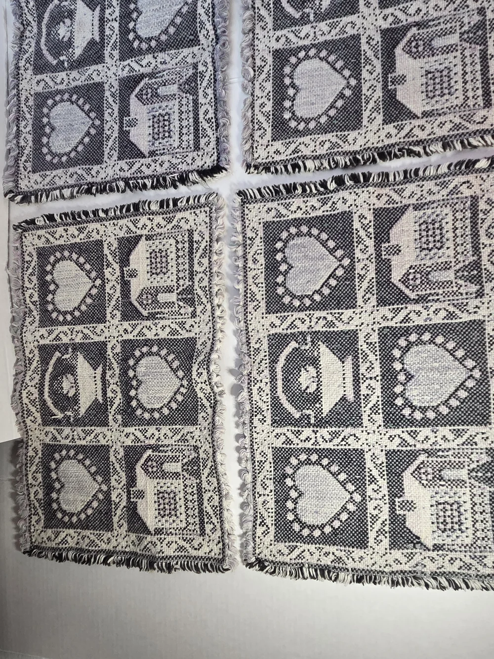 Vintage set woven